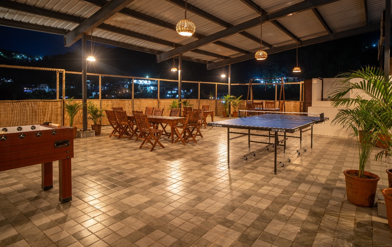 Ping-Pong & Indoor Games Zone